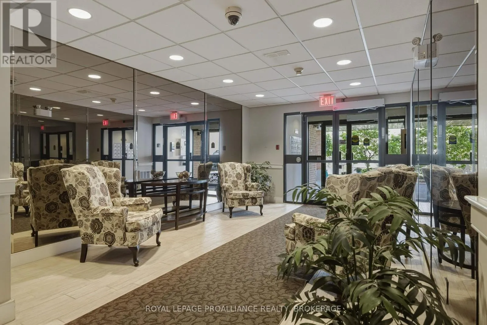 405 - 649 DAVIS DRIVE #405