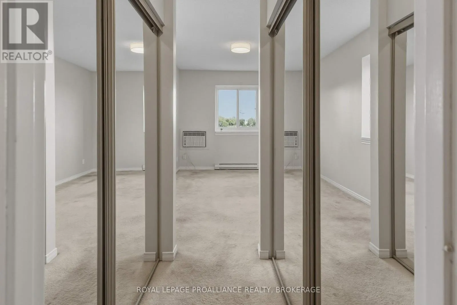405 - 649 DAVIS DRIVE #405