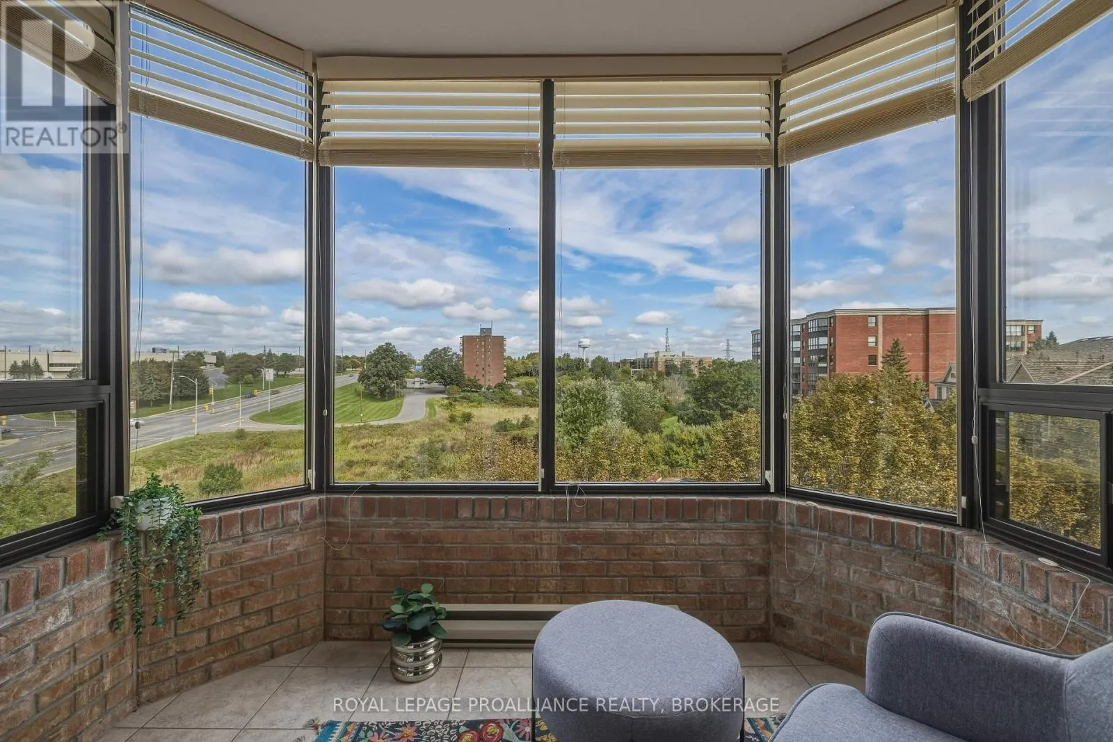 405 - 649 DAVIS DRIVE #405