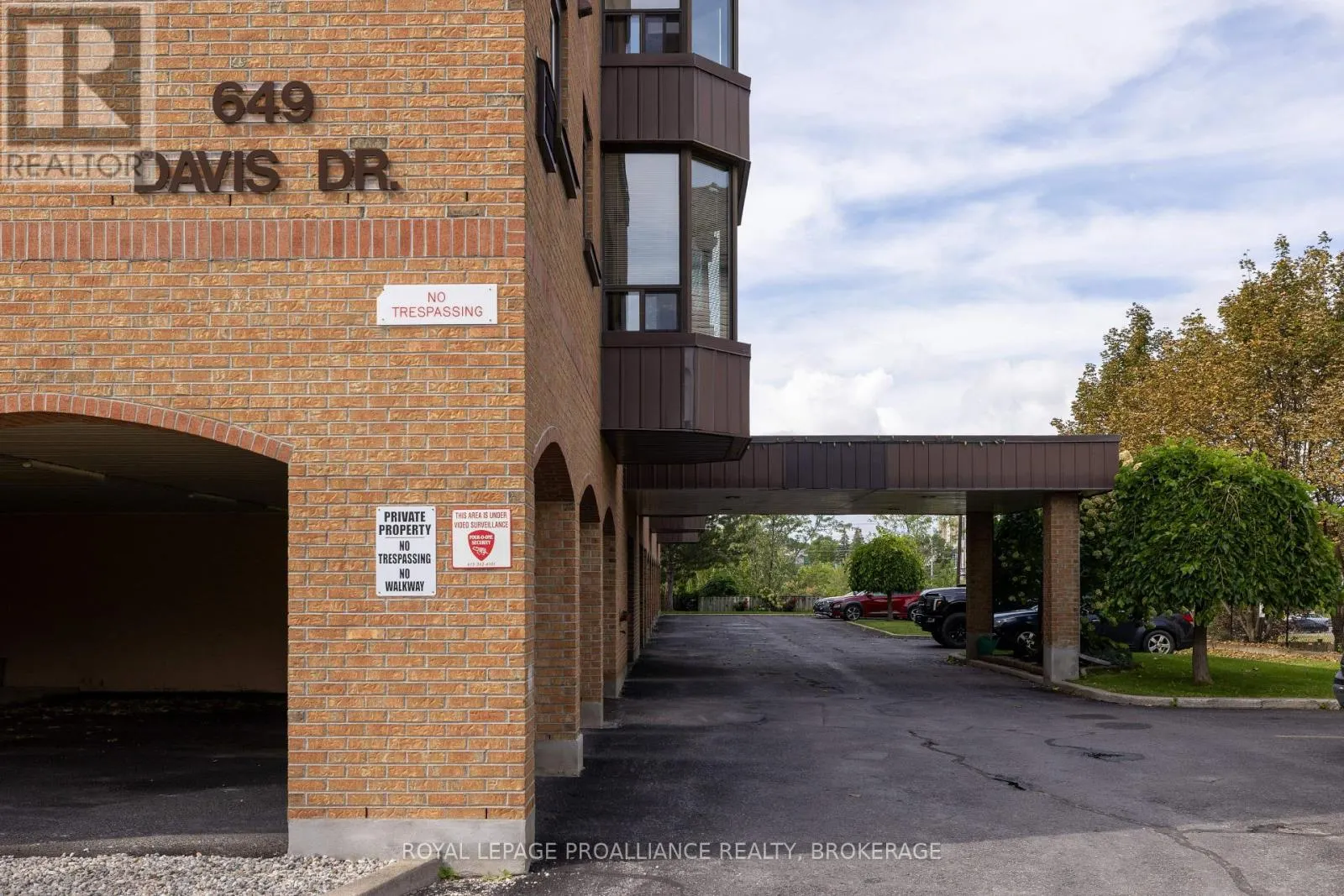 405 - 649 DAVIS DRIVE #405