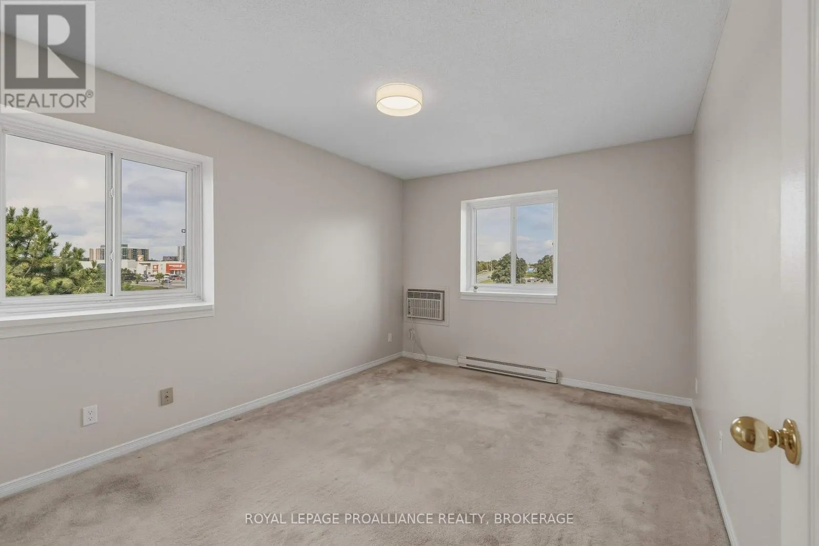 405 - 649 DAVIS DRIVE #405