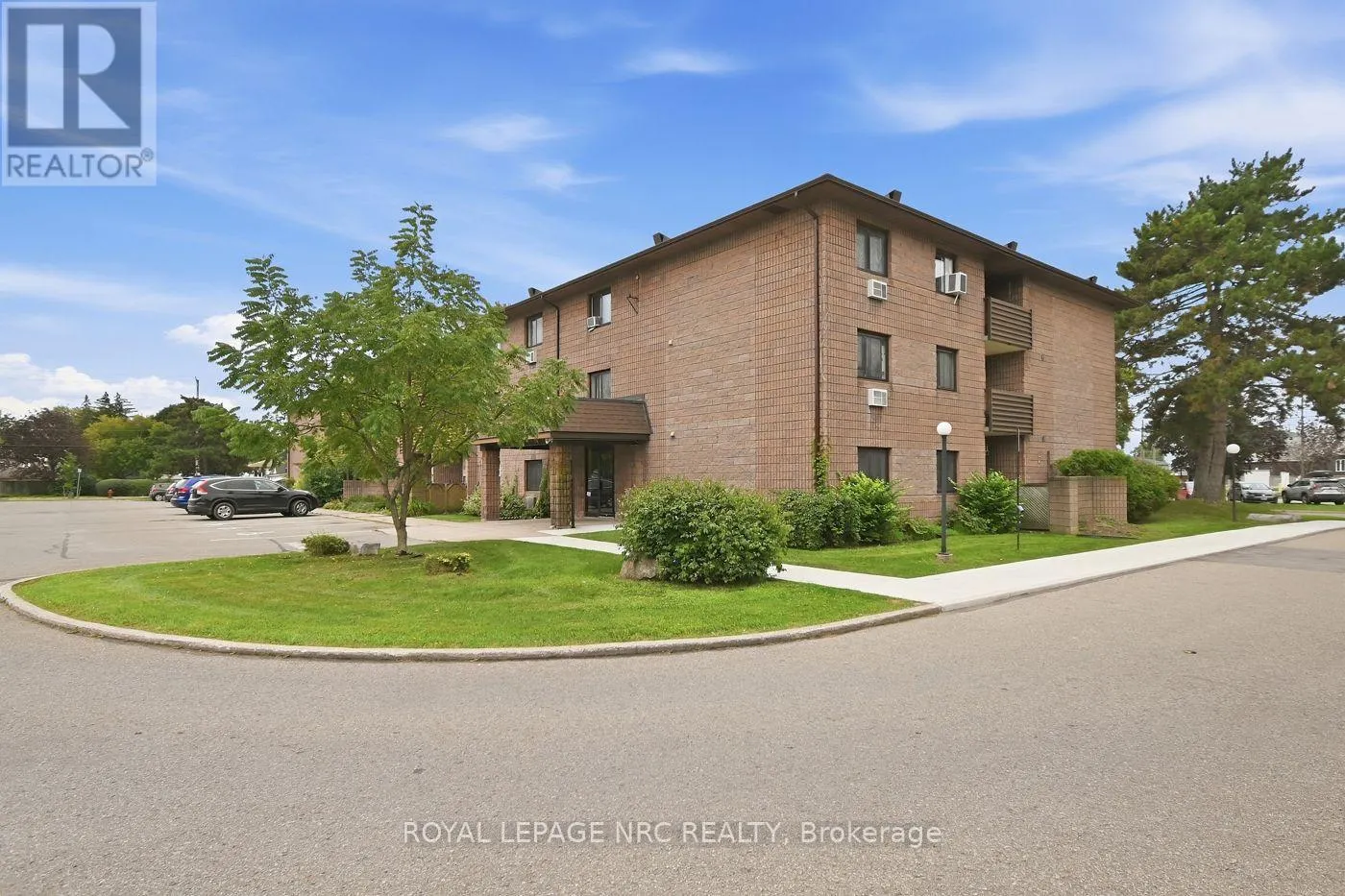 106 - 72 MAIN STREET E #106