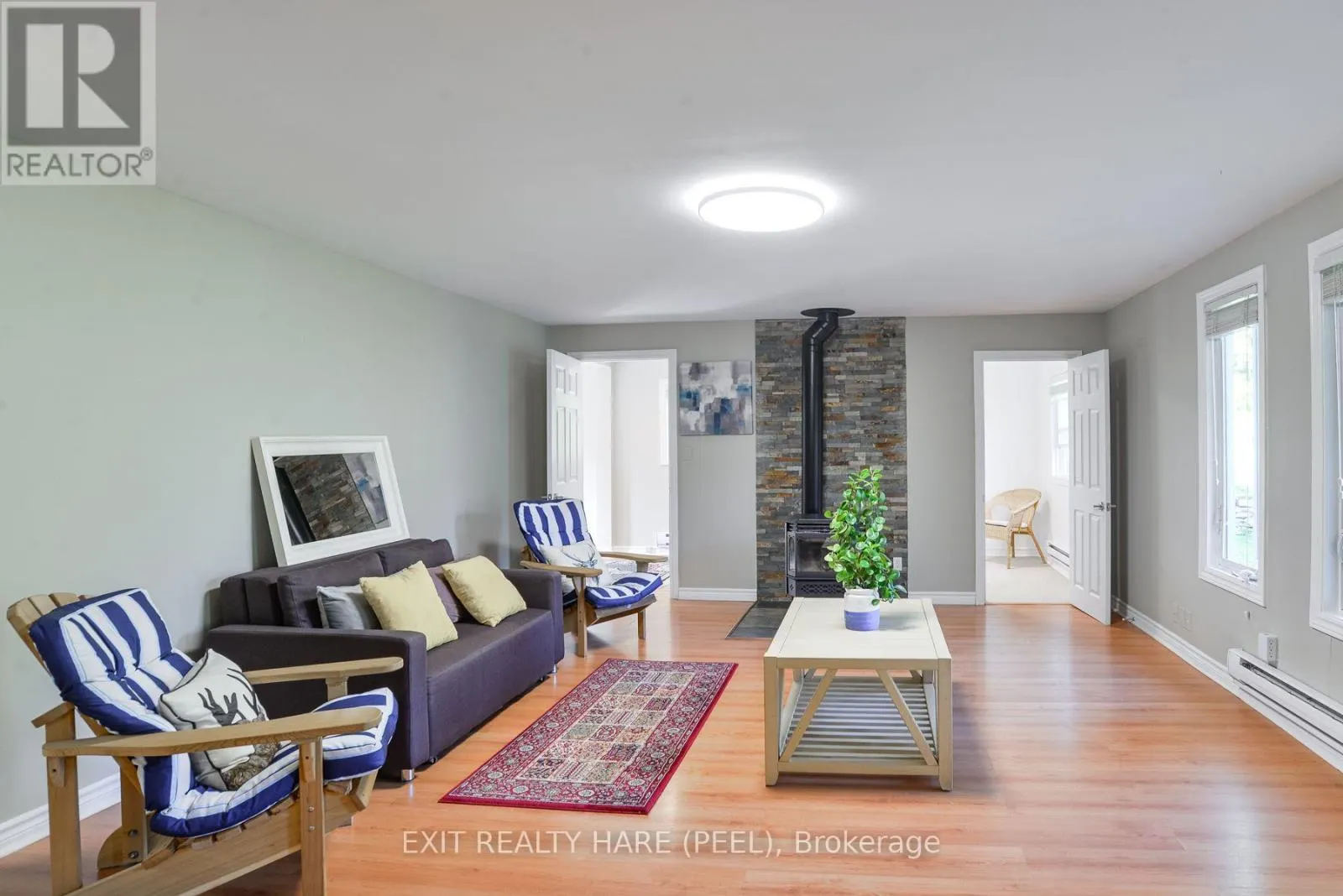 1082 LAMBERT ROAD