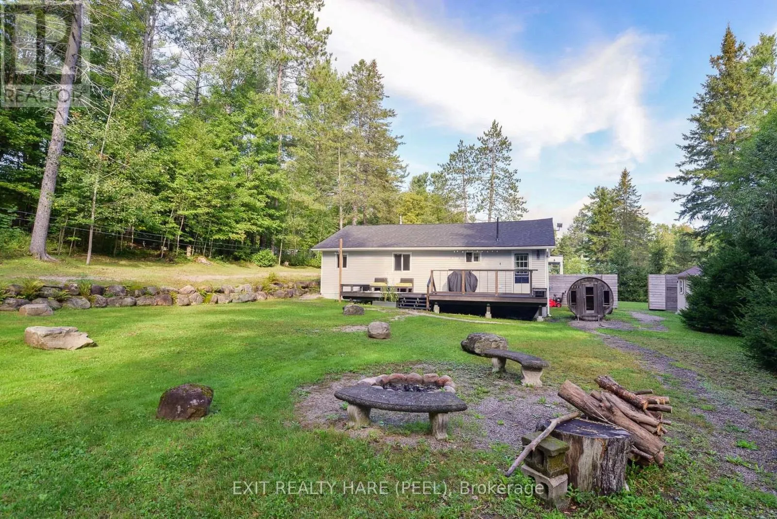 1082 LAMBERT ROAD