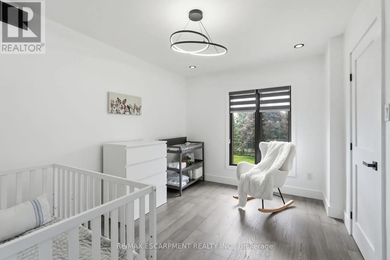 2 CURRIE DRIVE