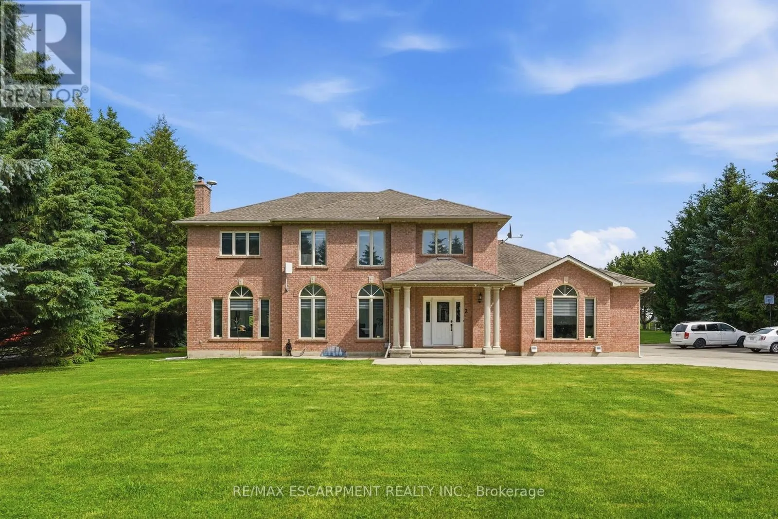 2 CURRIE DRIVE