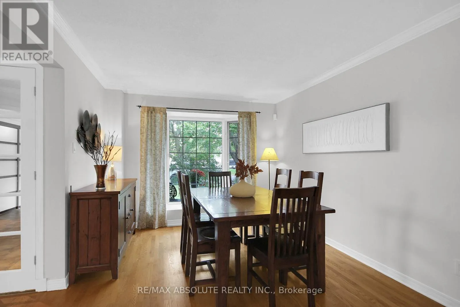 38 FORESTGLADE CRESCENT