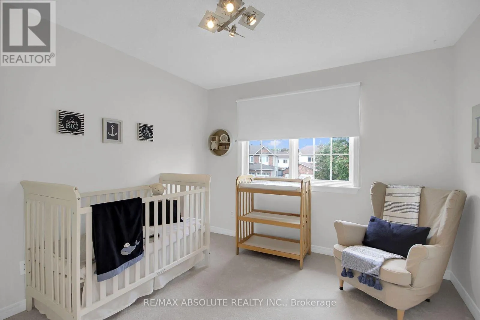 38 FORESTGLADE CRESCENT