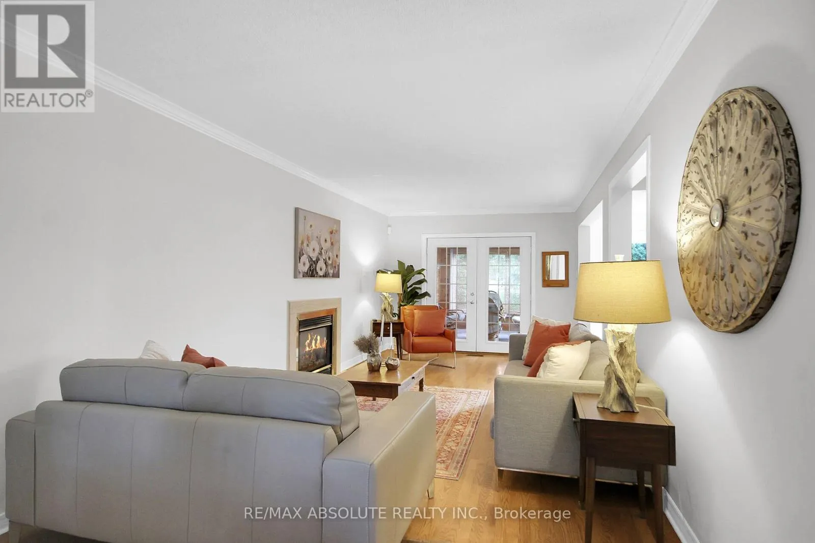38 FORESTGLADE CRESCENT