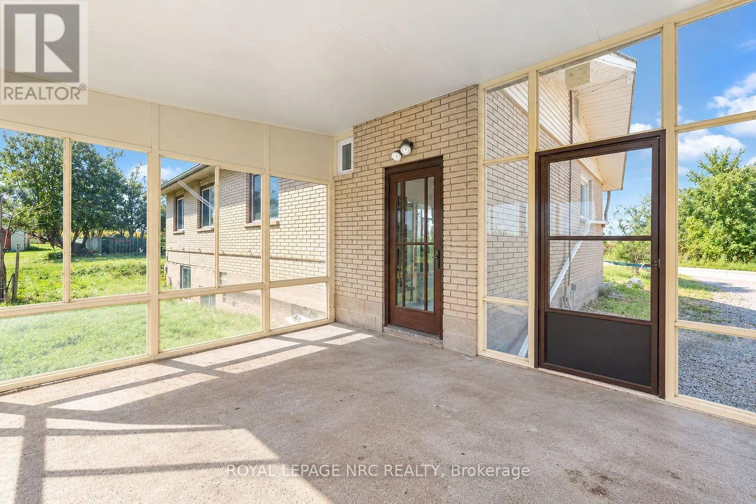 918 CONCESSION 6 ROAD