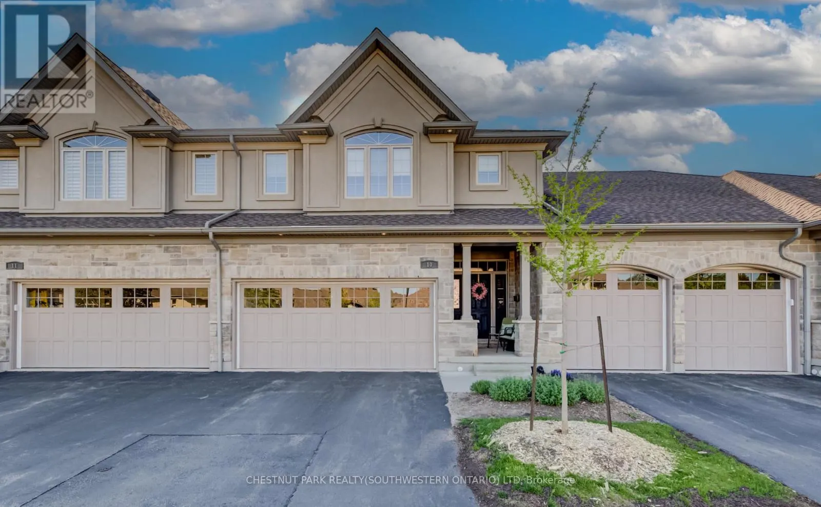10 - 435 WINCHESTER DRIVE