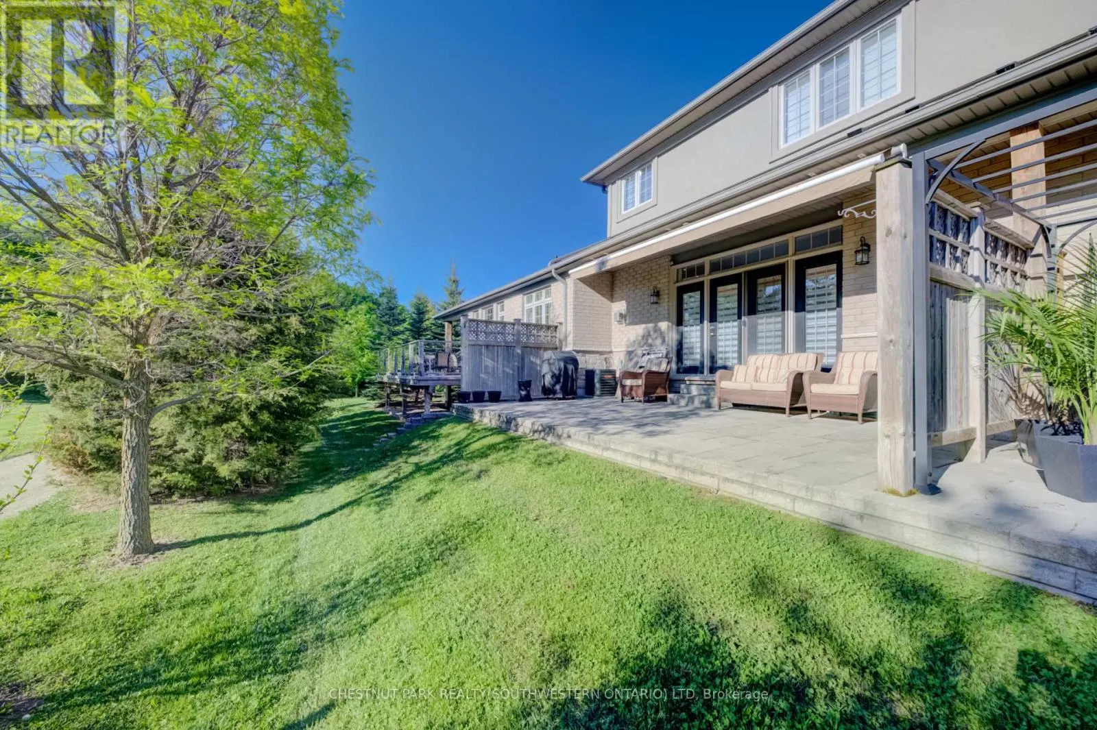 10 - 435 WINCHESTER DRIVE