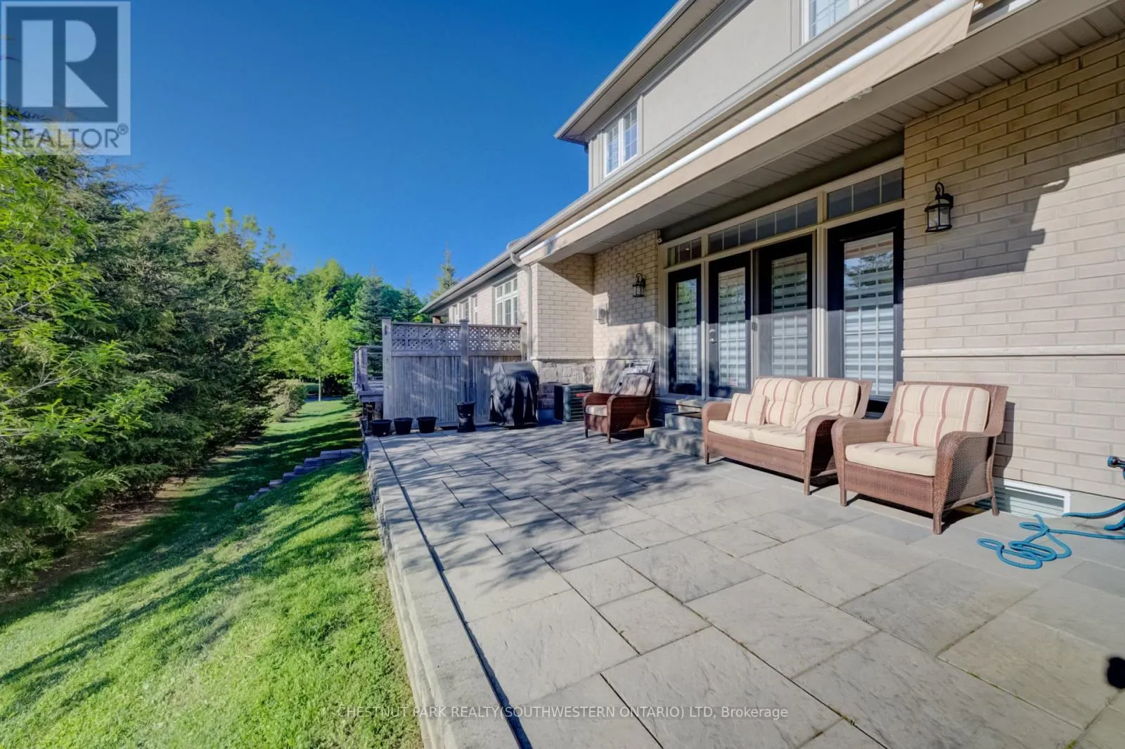 10 - 435 WINCHESTER DRIVE