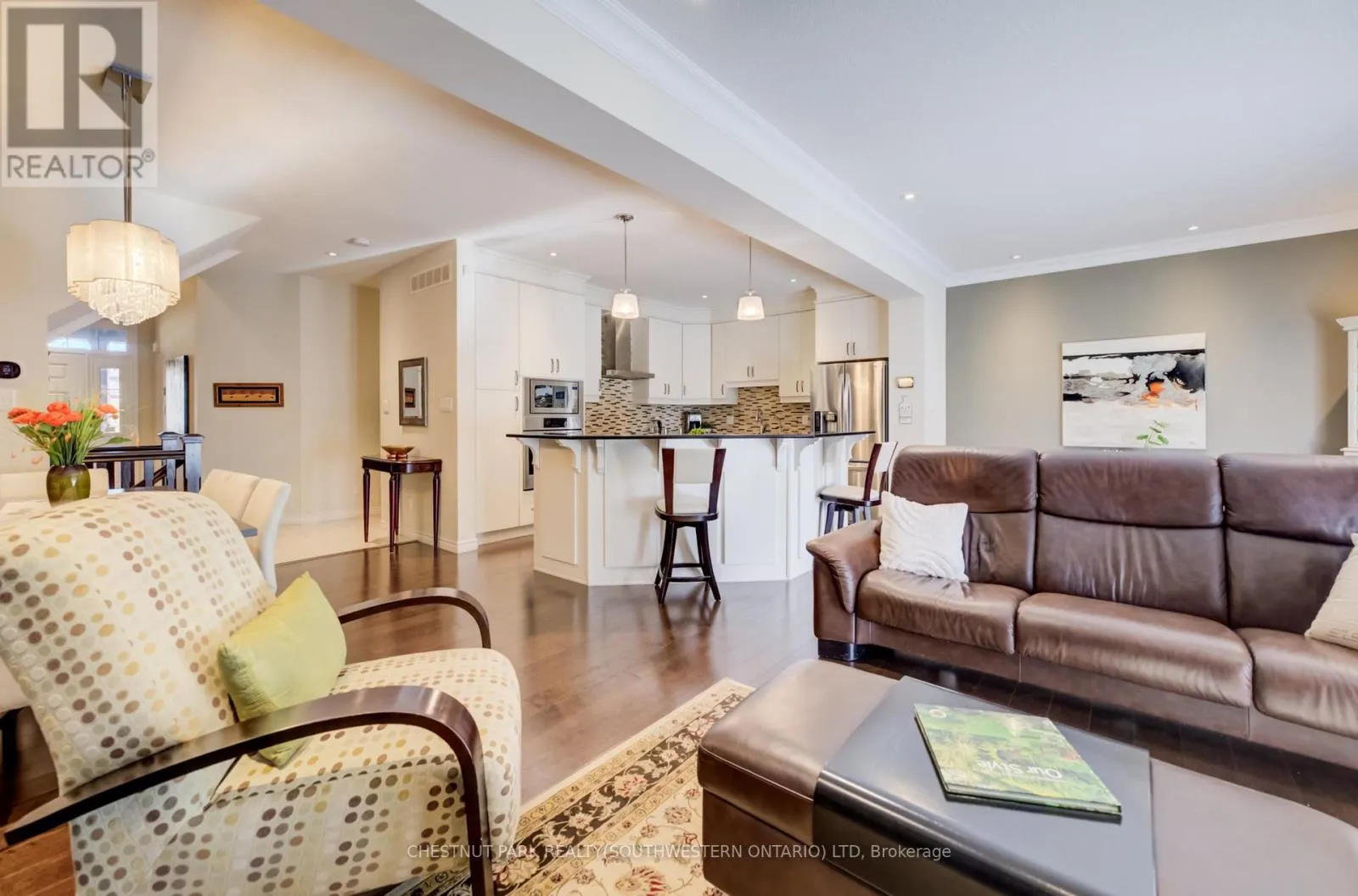 10 - 435 WINCHESTER DRIVE