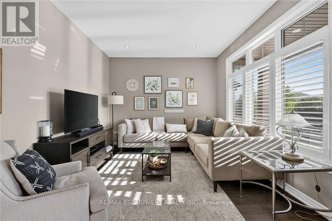 62 FORESTVIEW COURT