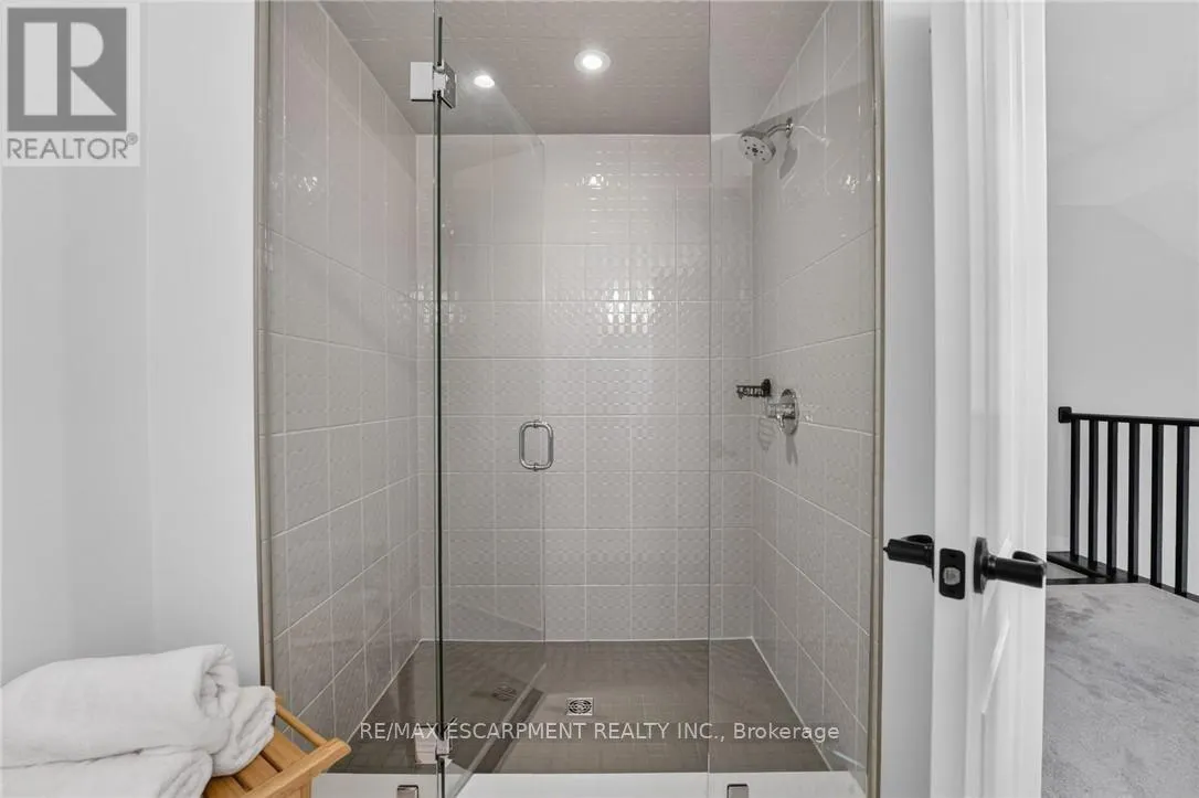 62 FORESTVIEW COURT