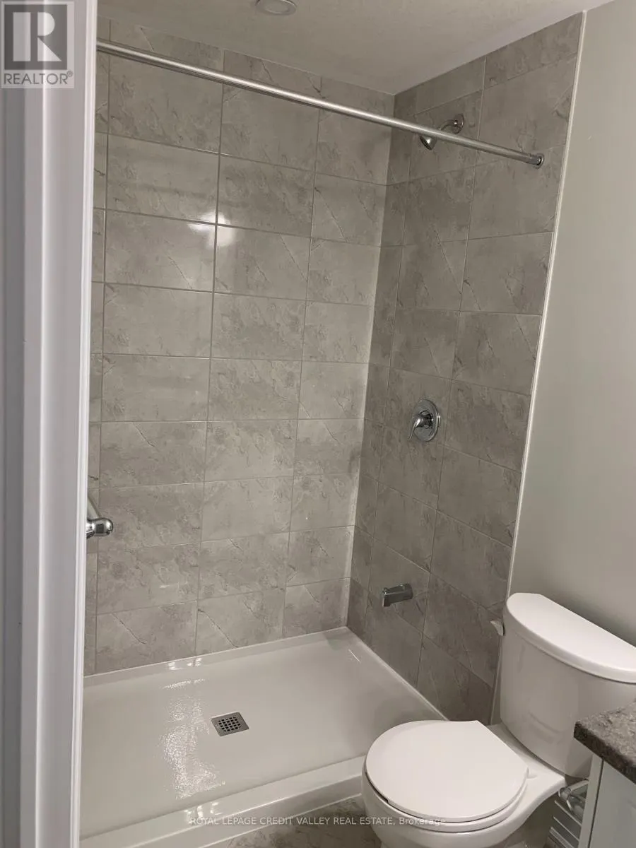 13 - 25 ISHERWOOD AVENUE E