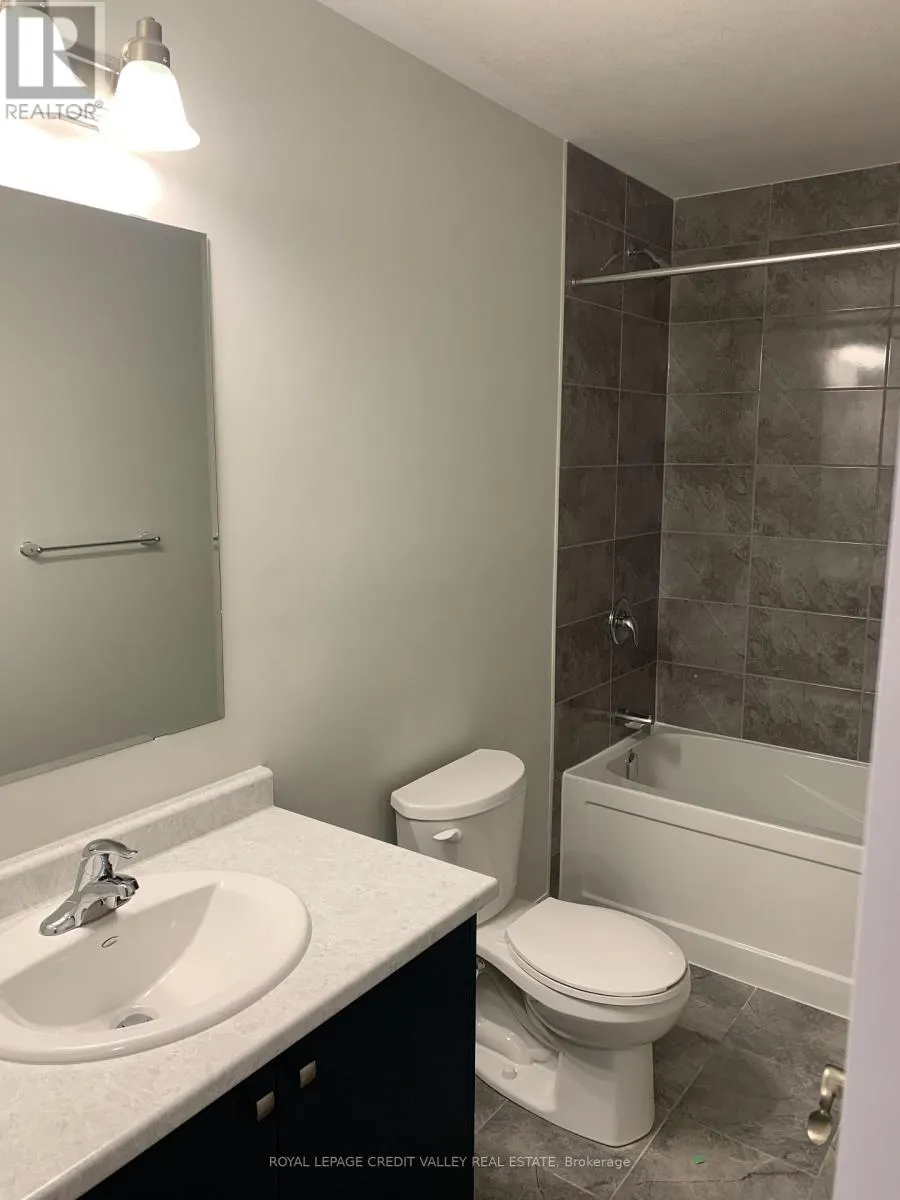 13 - 25 ISHERWOOD AVENUE E