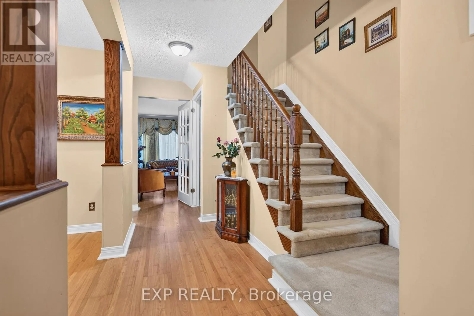 185 HUNTERSWOOD CRESCENT