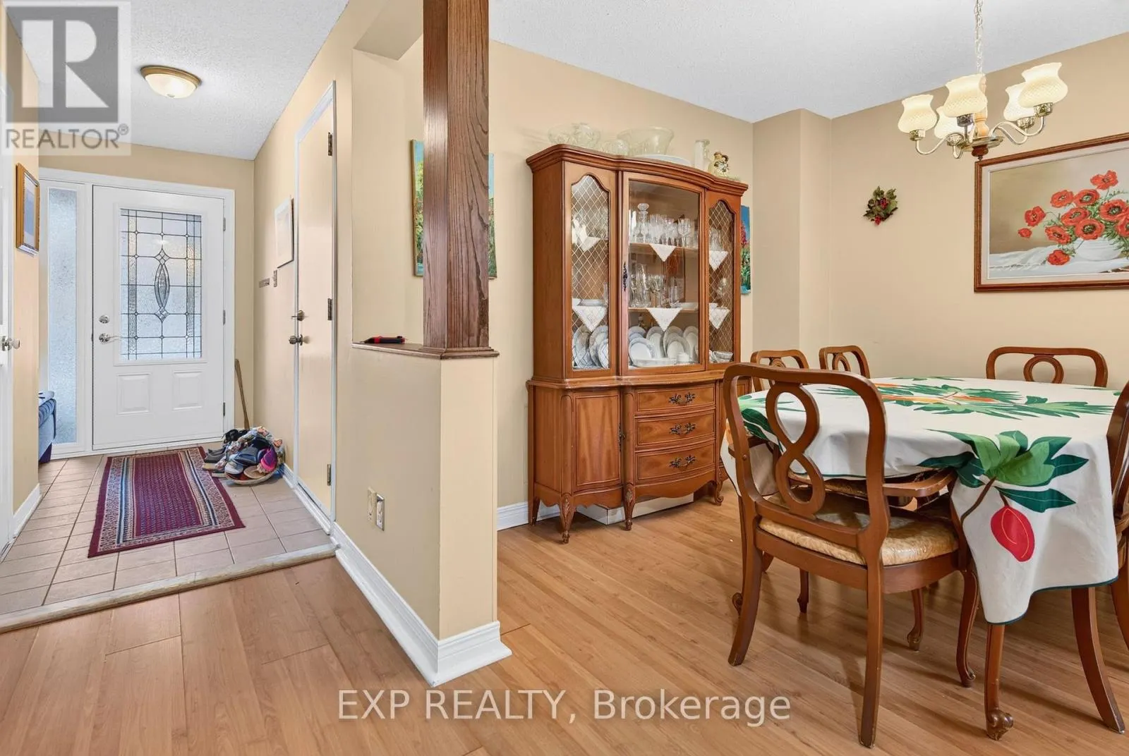 185 HUNTERSWOOD CRESCENT