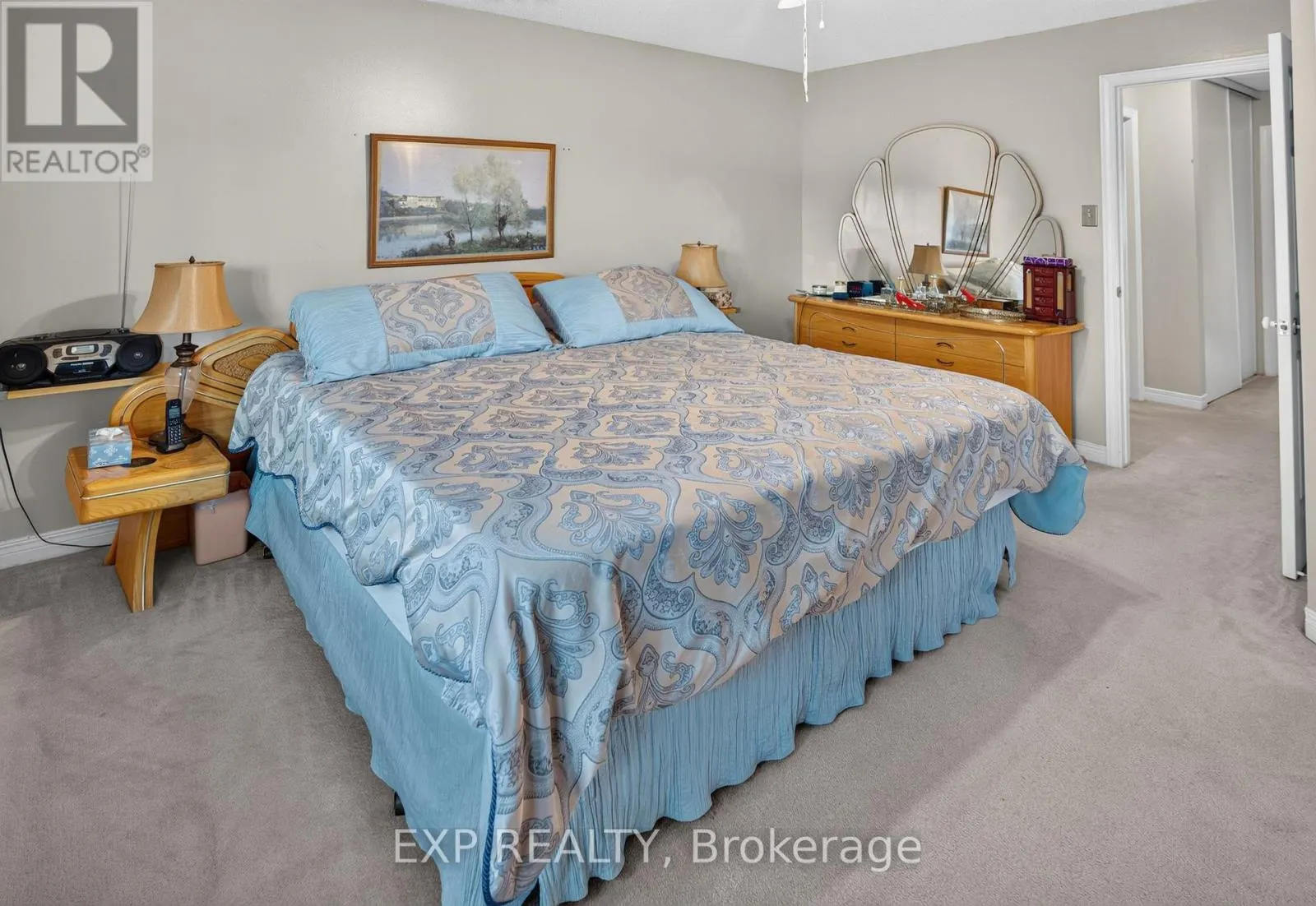 185 HUNTERSWOOD CRESCENT
