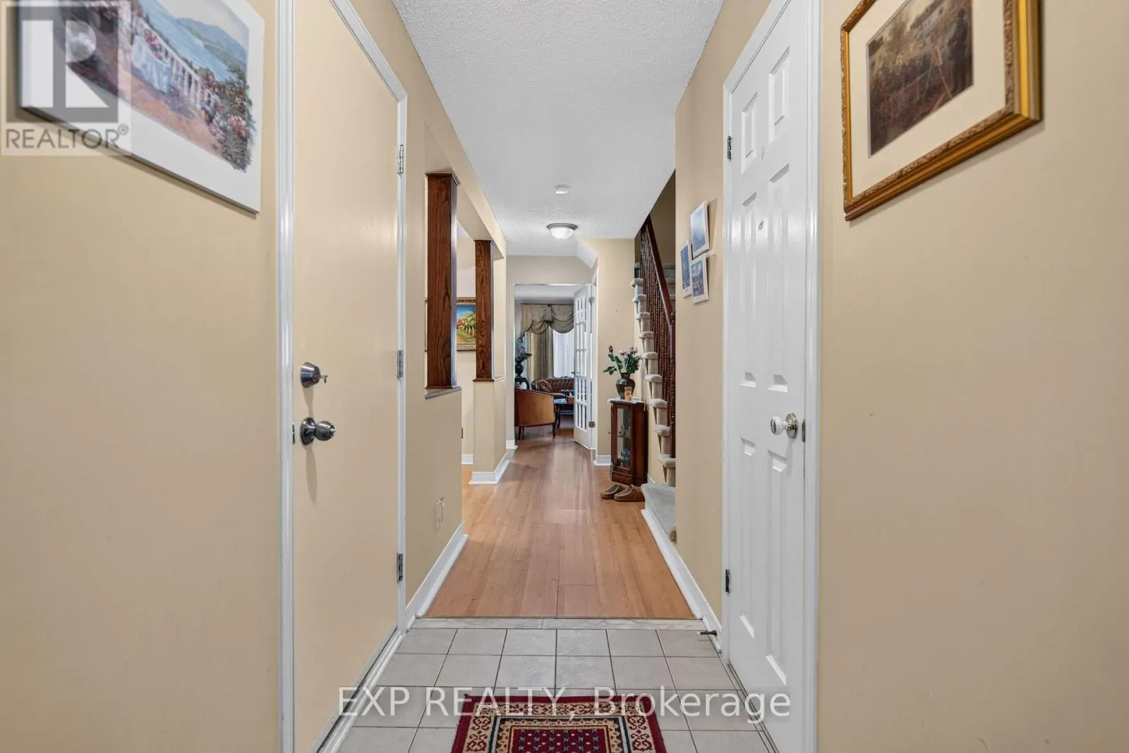 185 HUNTERSWOOD CRESCENT