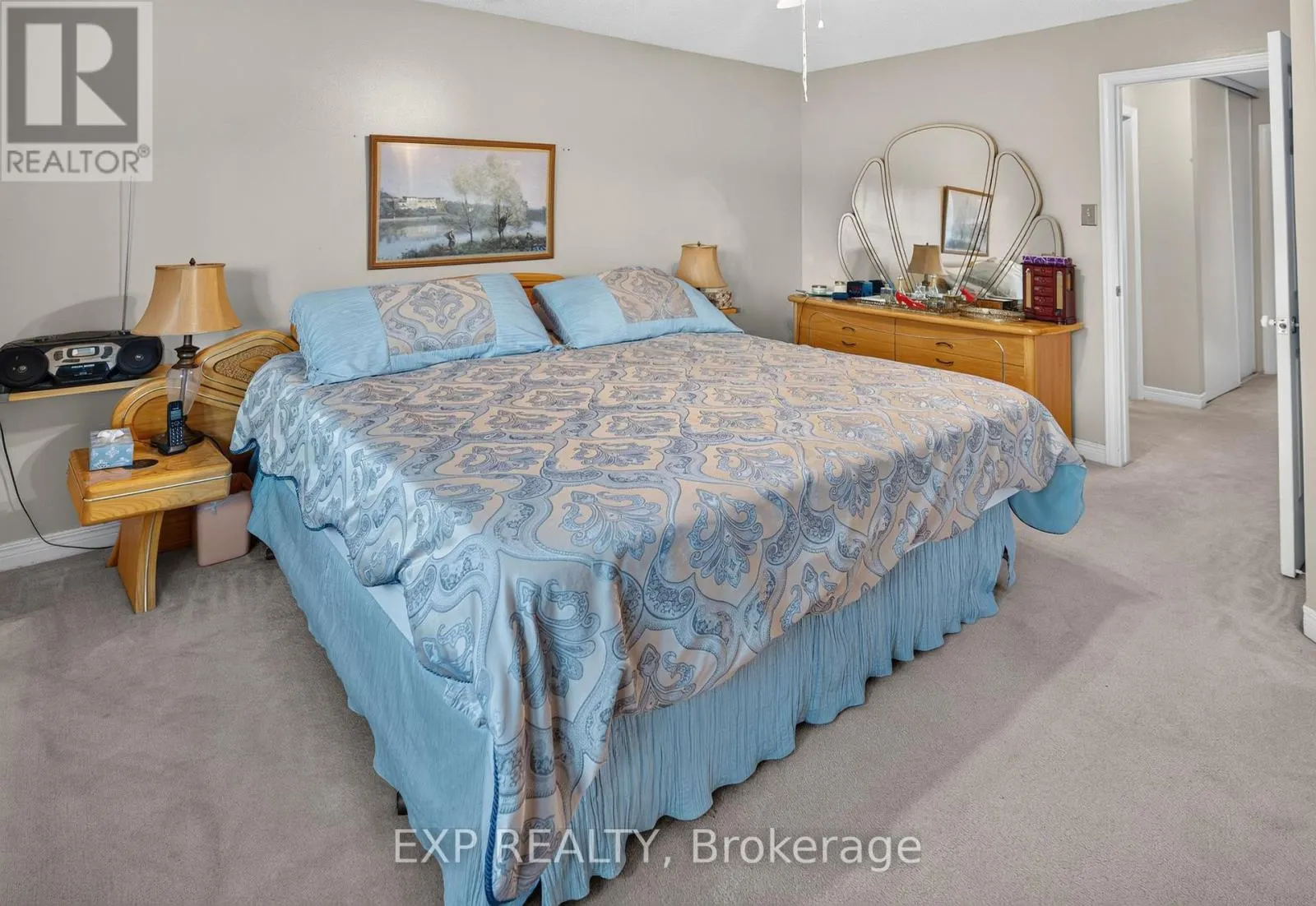 185 HUNTERSWOOD CRESCENT
