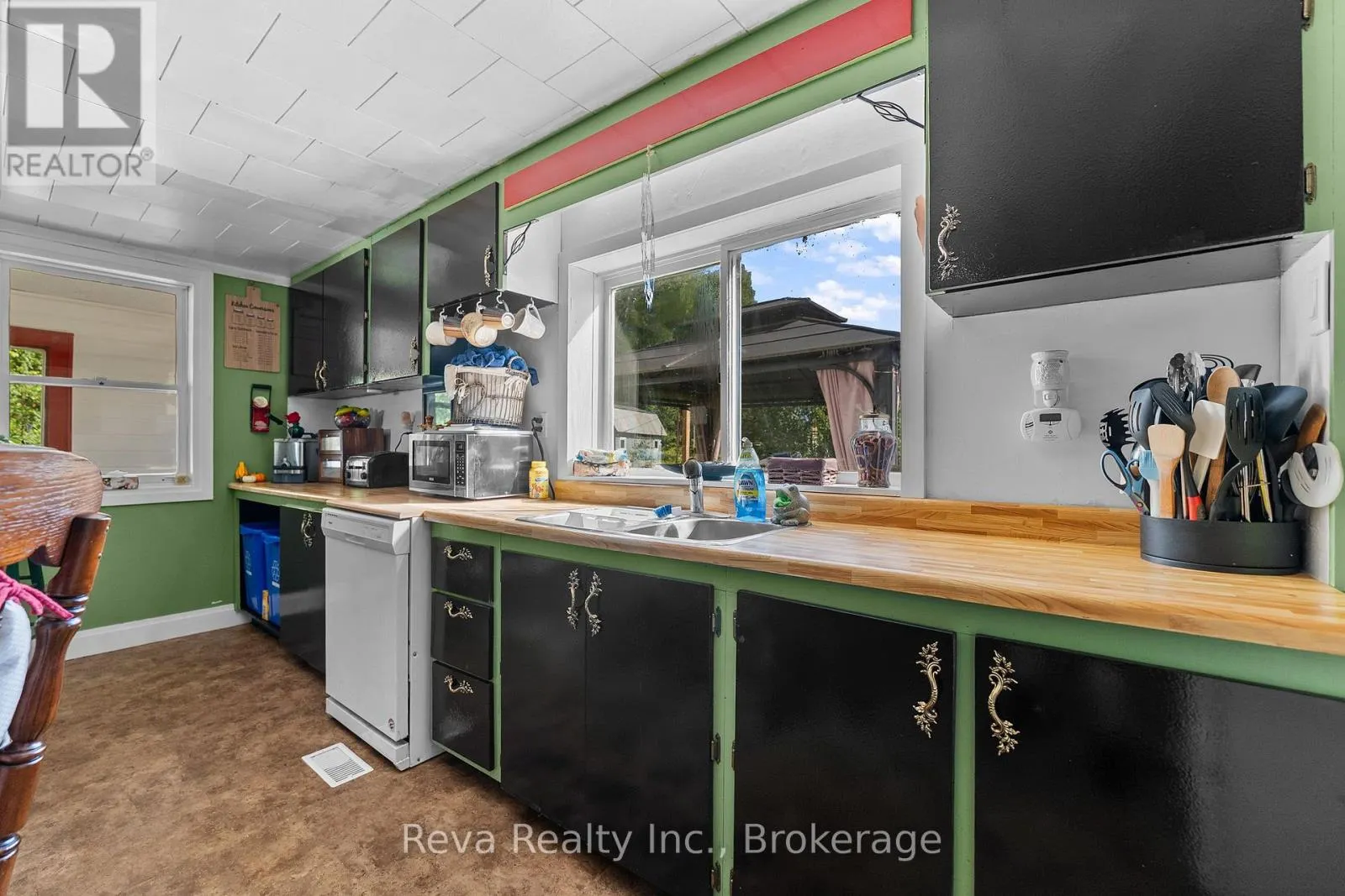 834 HYBLA ROAD
