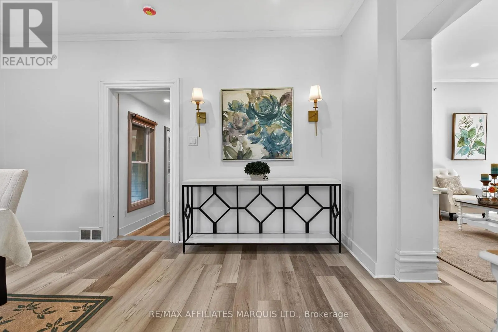 326 THIRD STREET E