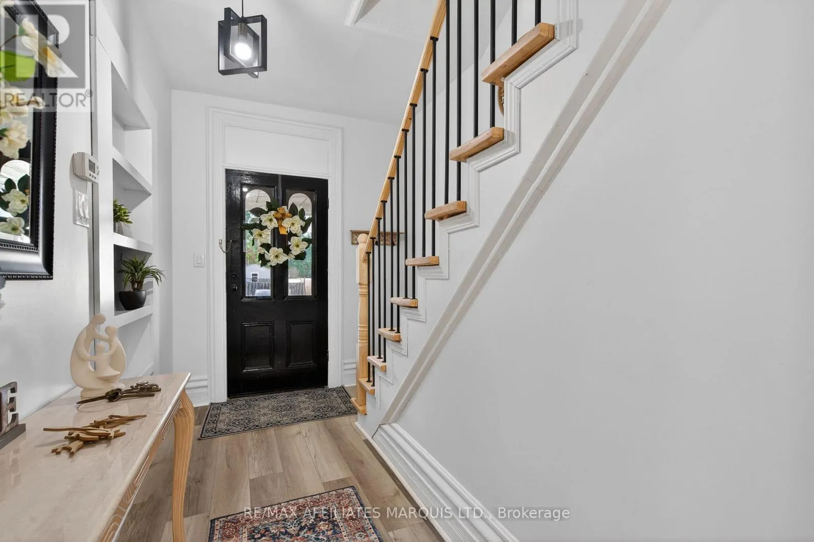 326 THIRD STREET E