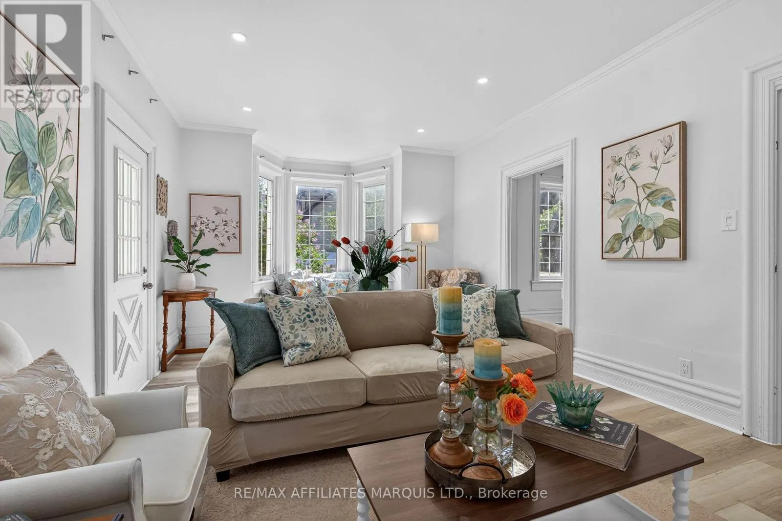 326 THIRD STREET E