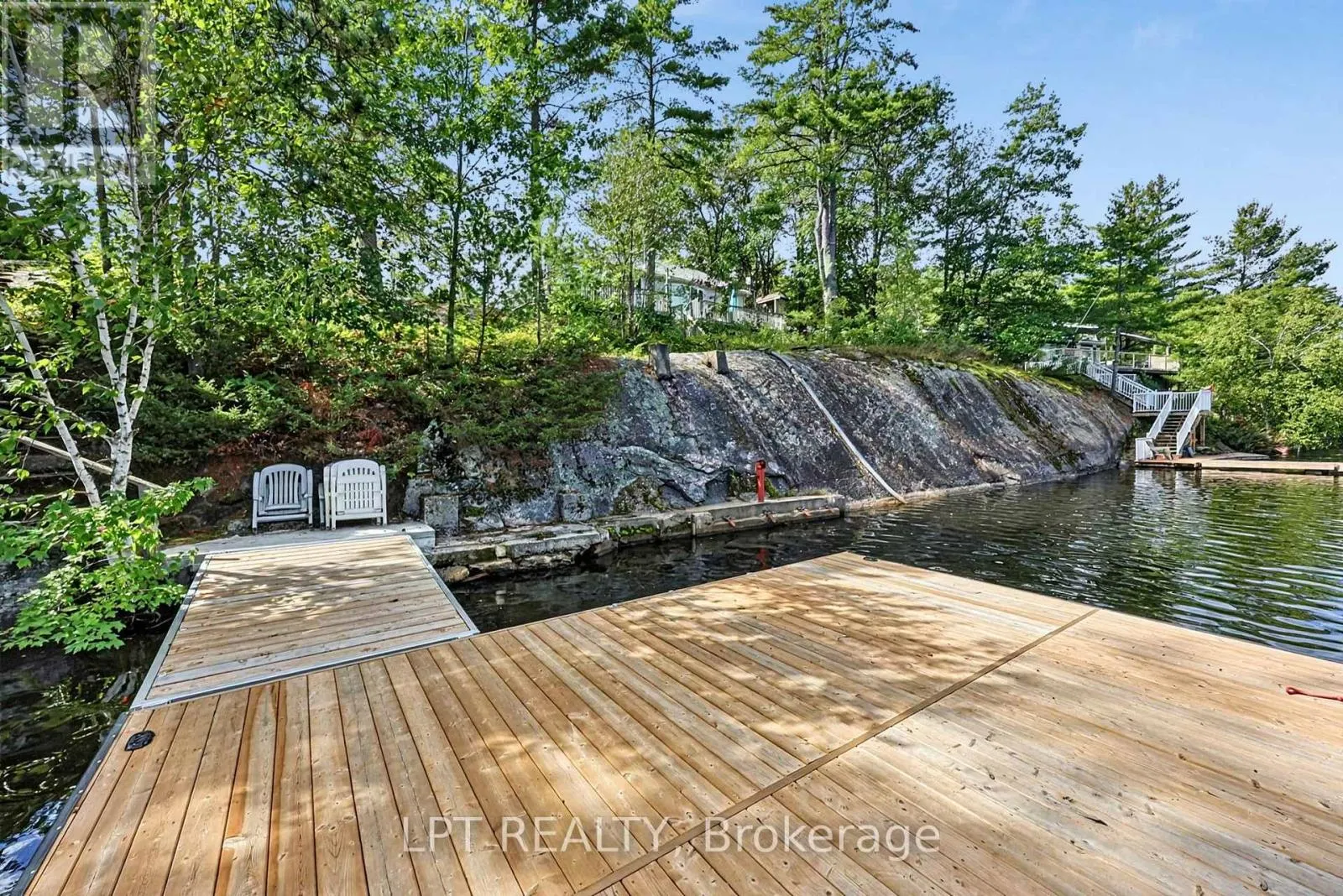 5 PINETREE ROAD