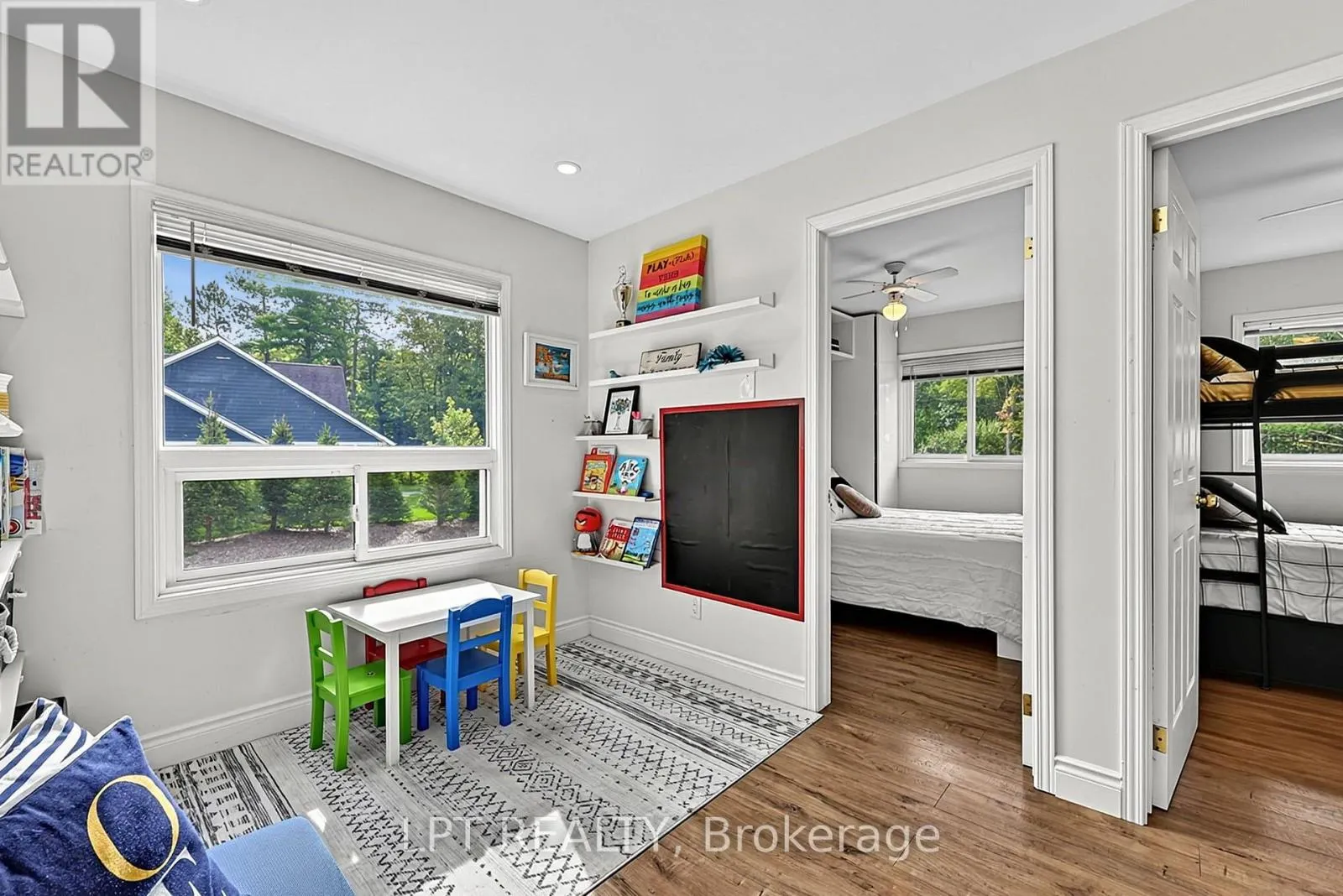 5 PINETREE ROAD