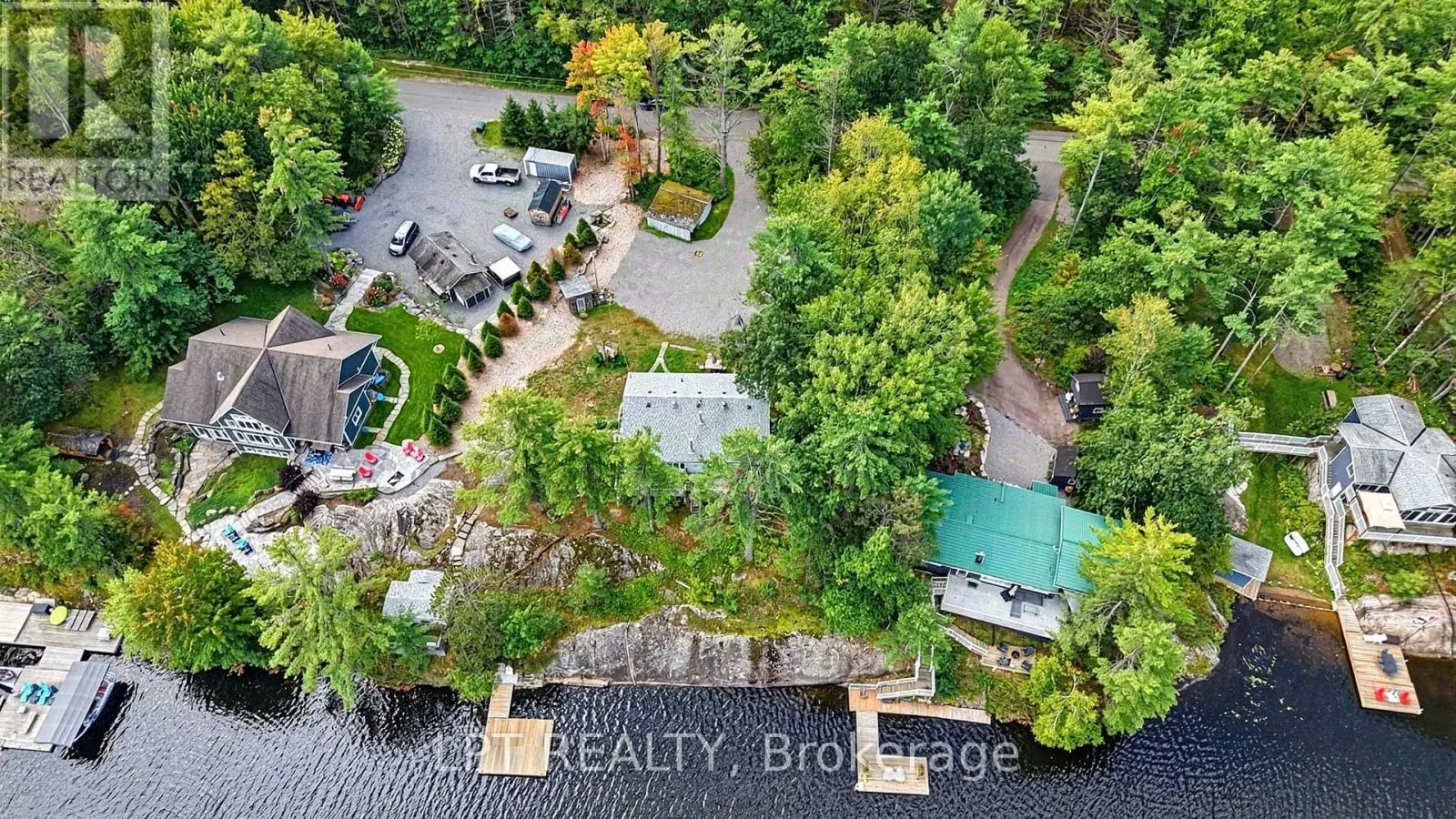 5 PINETREE ROAD
