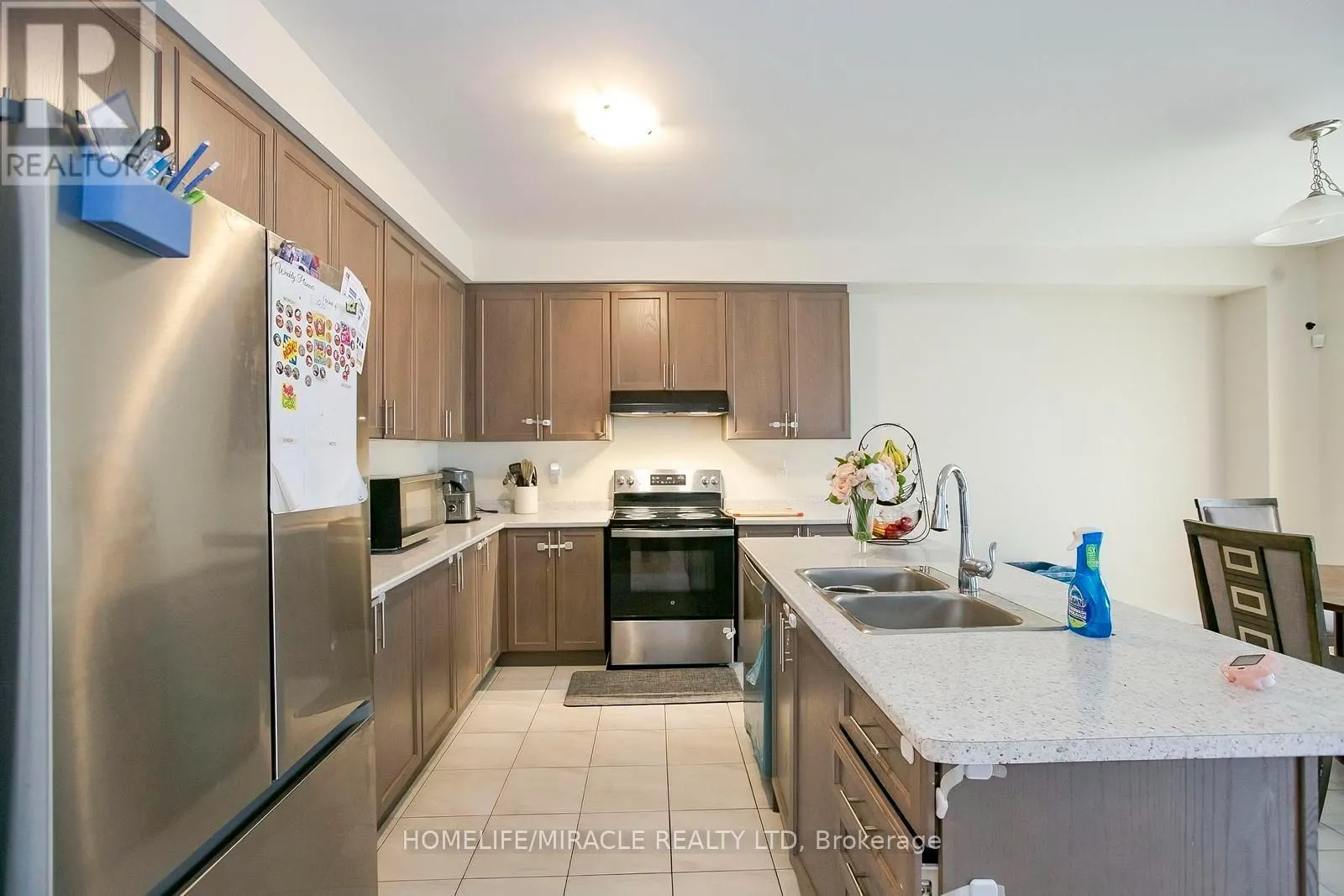 106 HIGGINS AVENUE