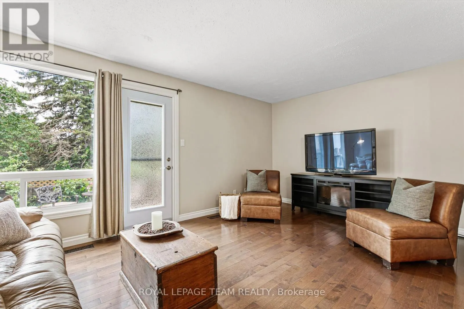 68 - 82 MCCLINTOCK WAY