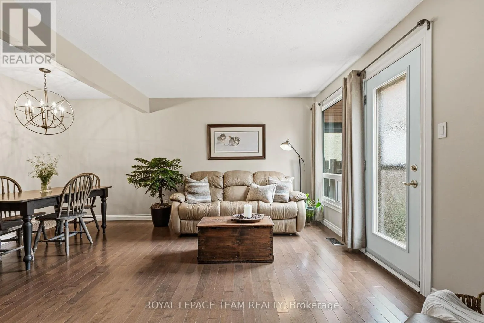 68 - 82 MCCLINTOCK WAY