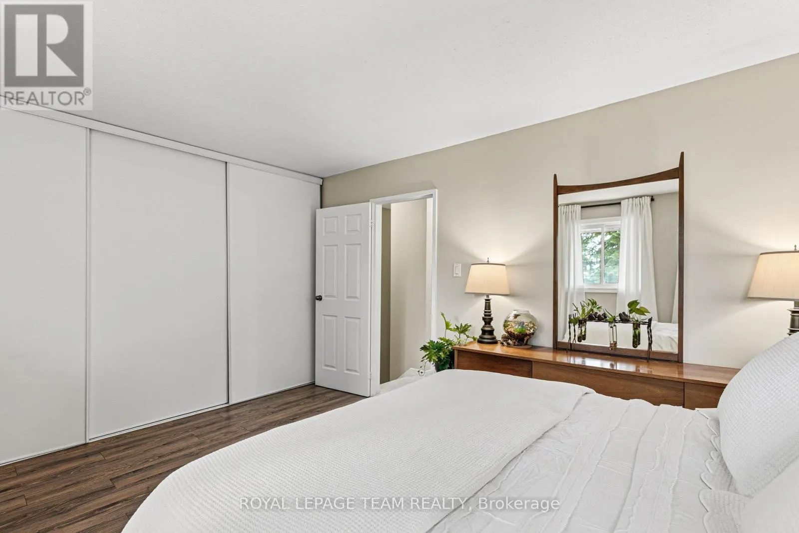 68 - 82 MCCLINTOCK WAY