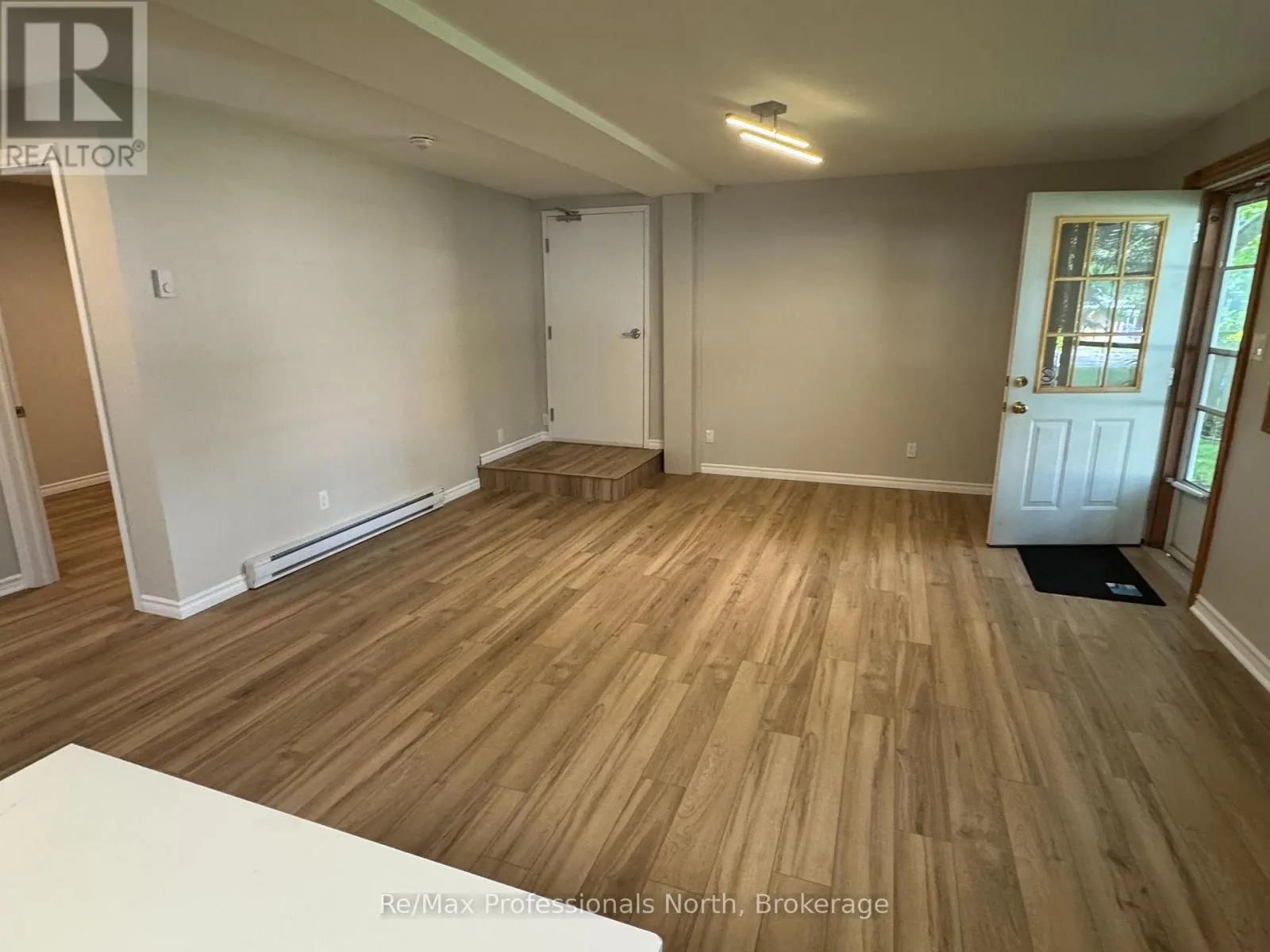 141 HOTCHKISS STREET
