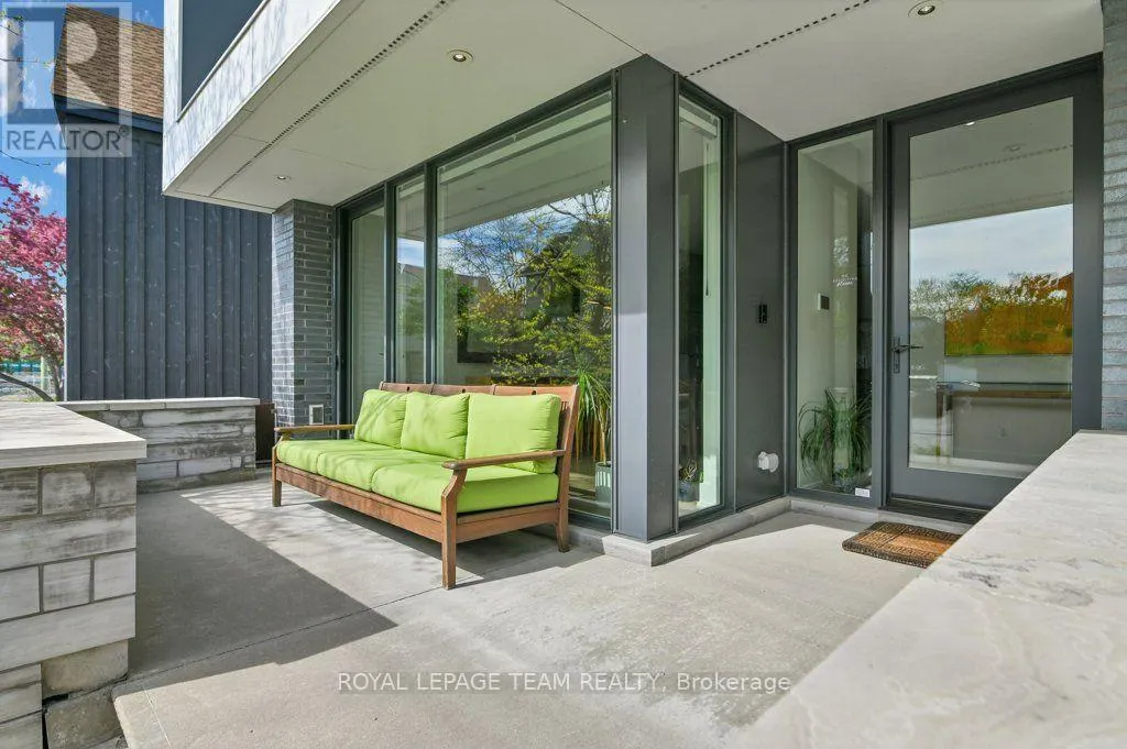 353 WINSTON AVENUE