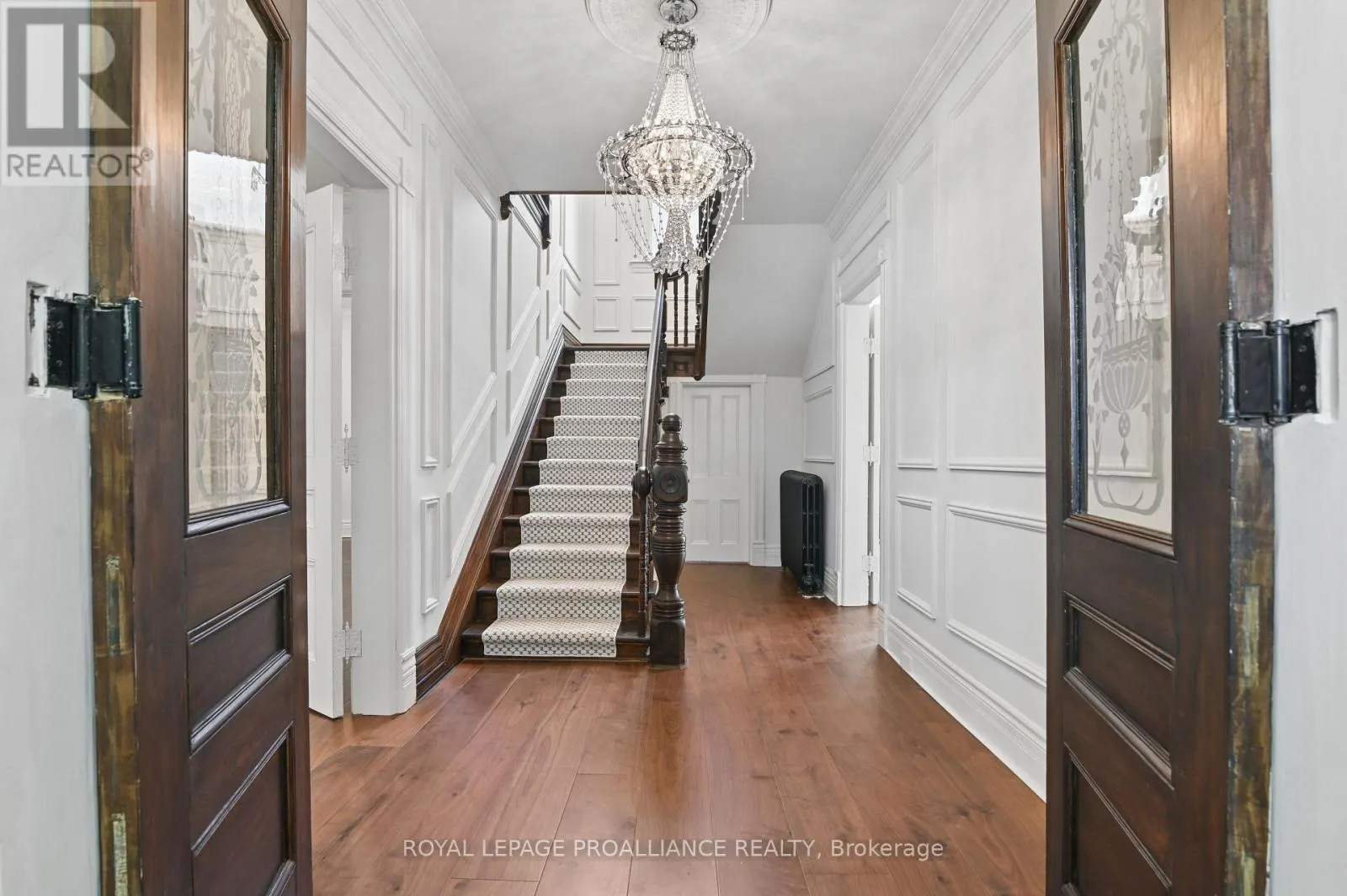 19-21 PINE STREET