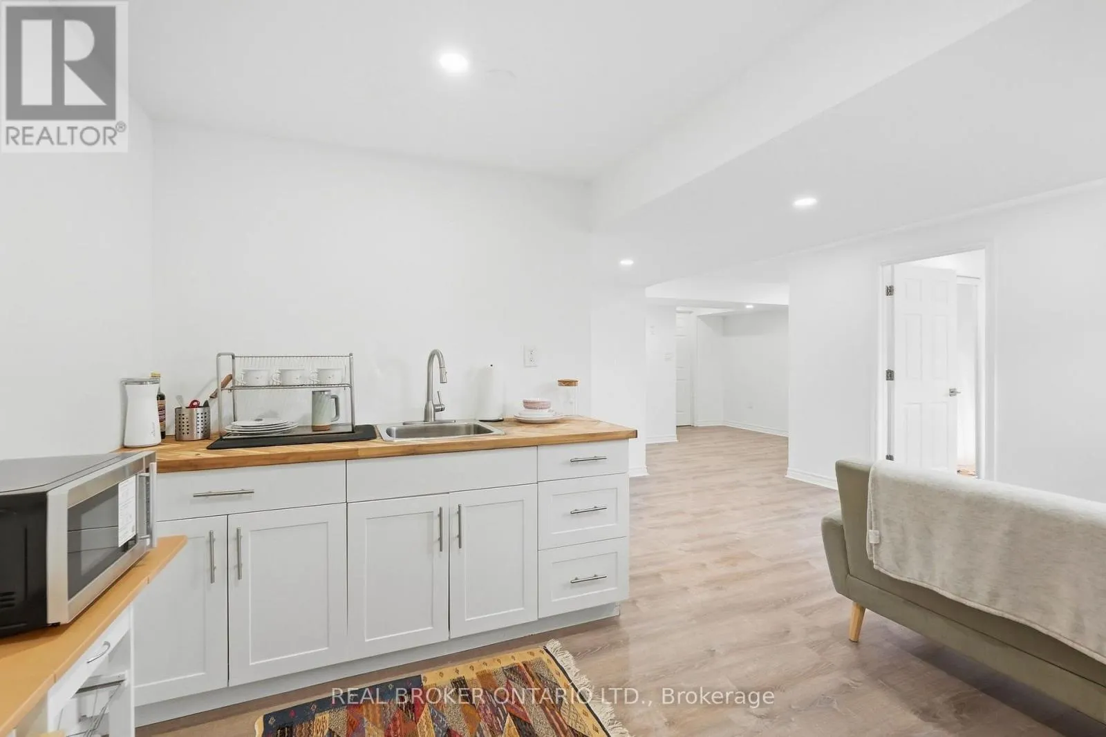 1 BURLEY LANE