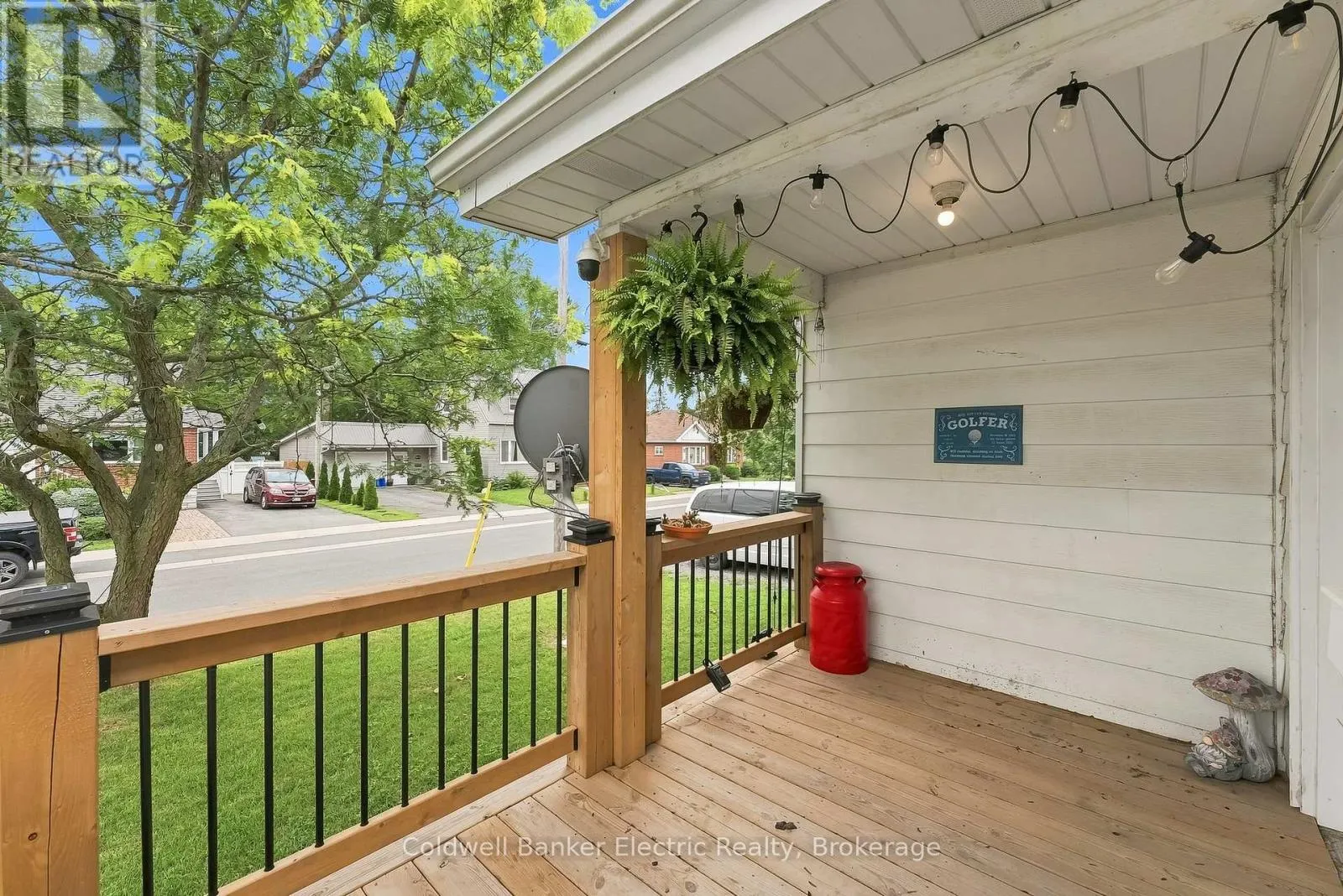 19 GRAHAM STREET E