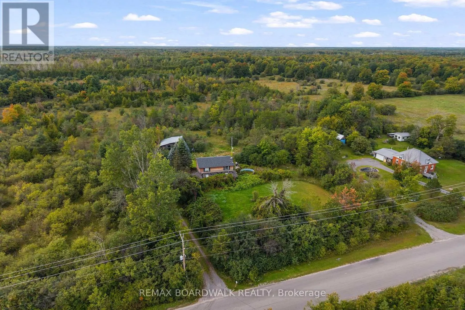 365 SCOTCH LINE ROAD W