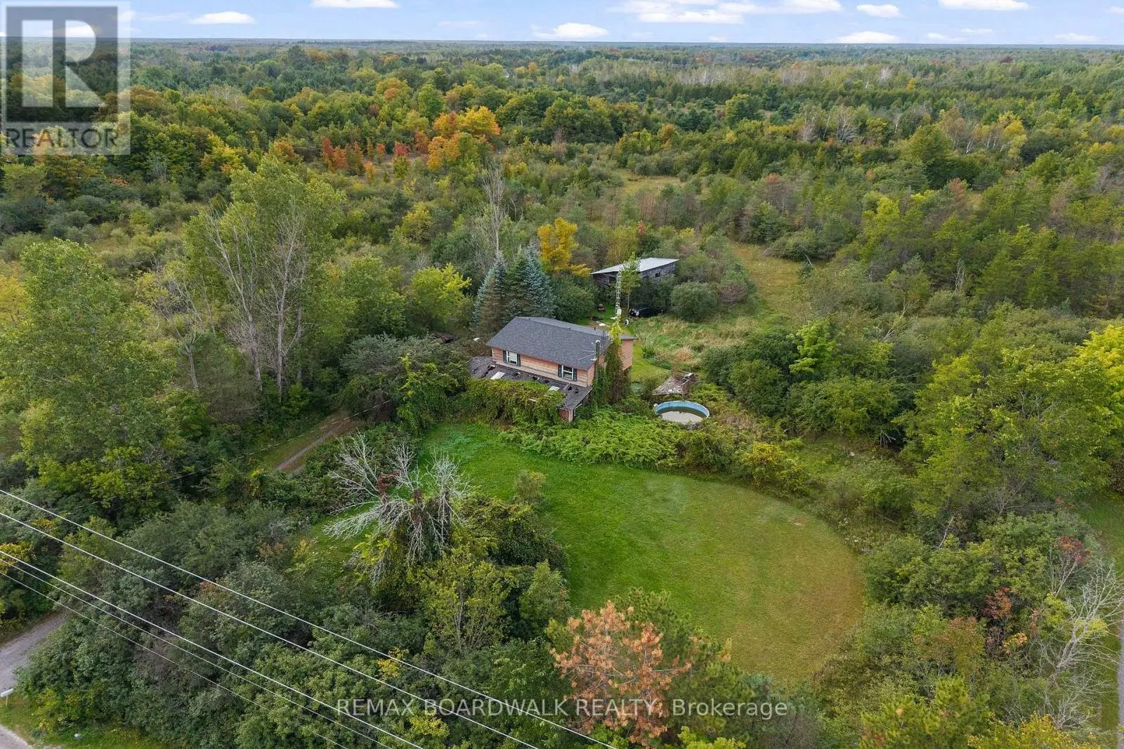 365 SCOTCH LINE ROAD W