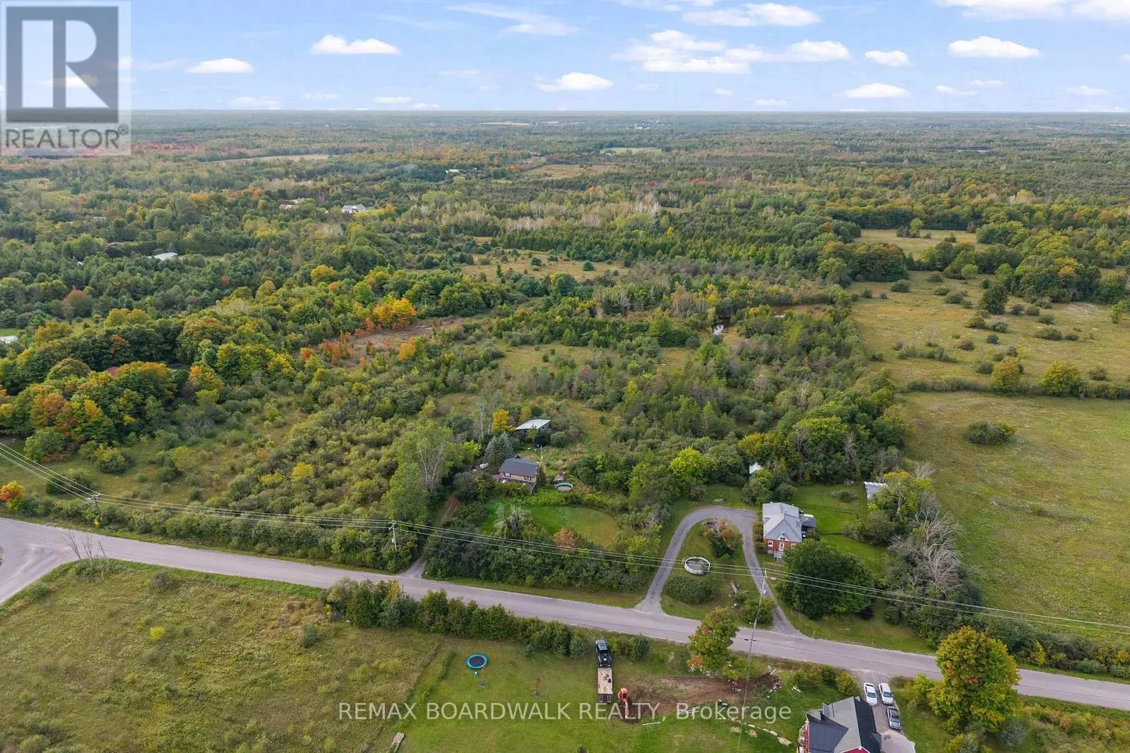 365 SCOTCH LINE ROAD W