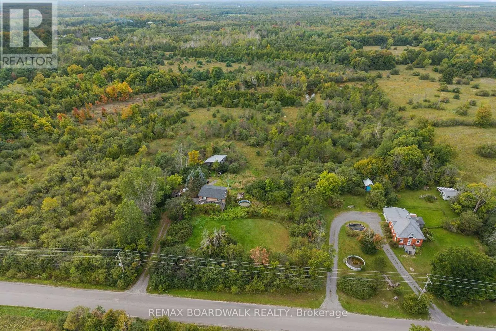 365 SCOTCH LINE ROAD W