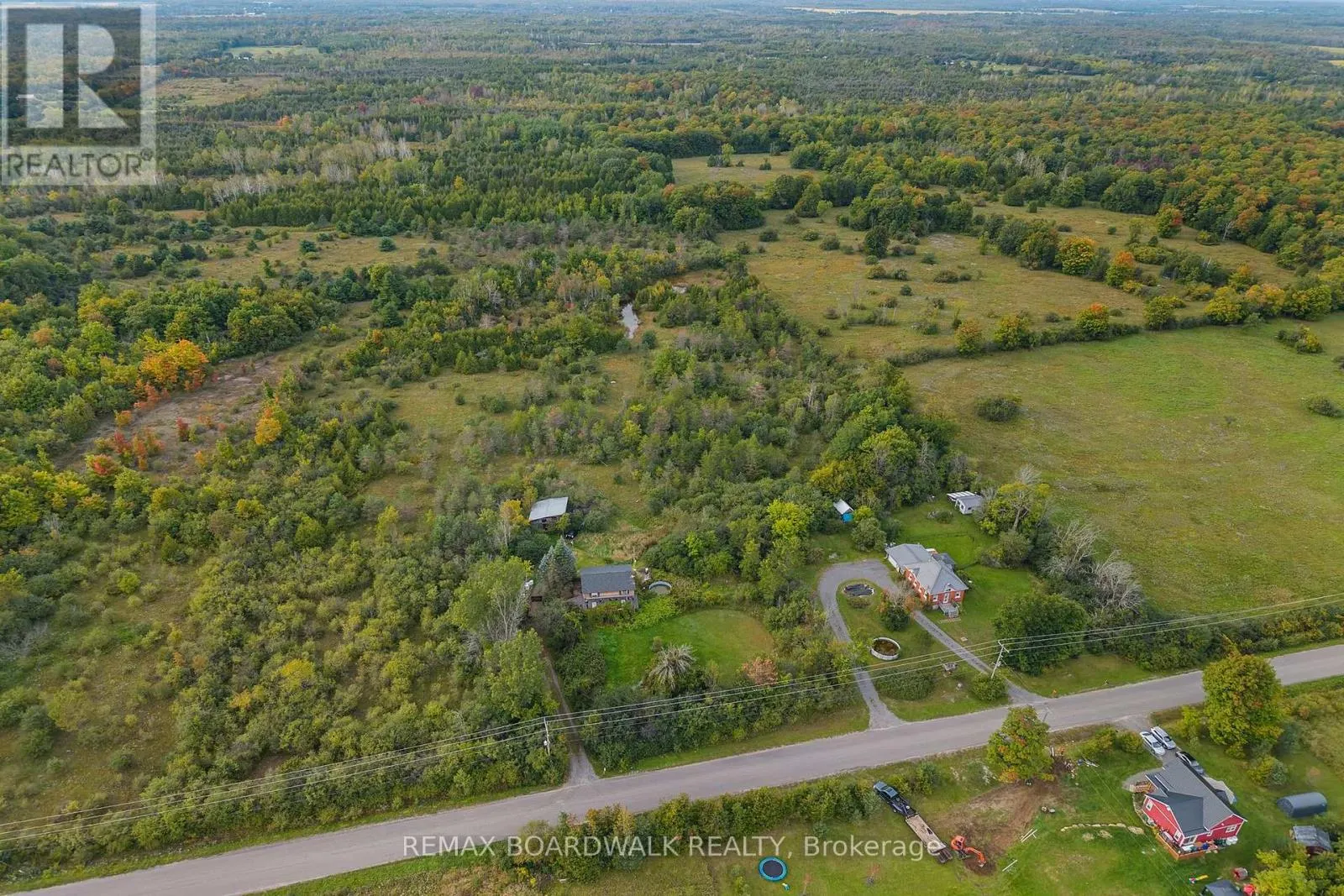 365 SCOTCH LINE ROAD W