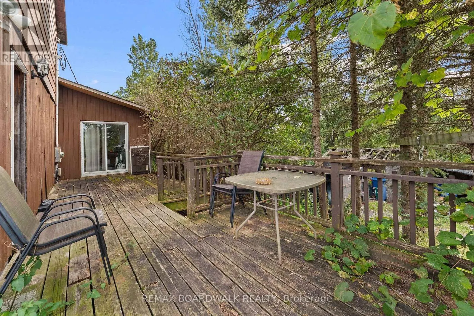 365 SCOTCH LINE ROAD W