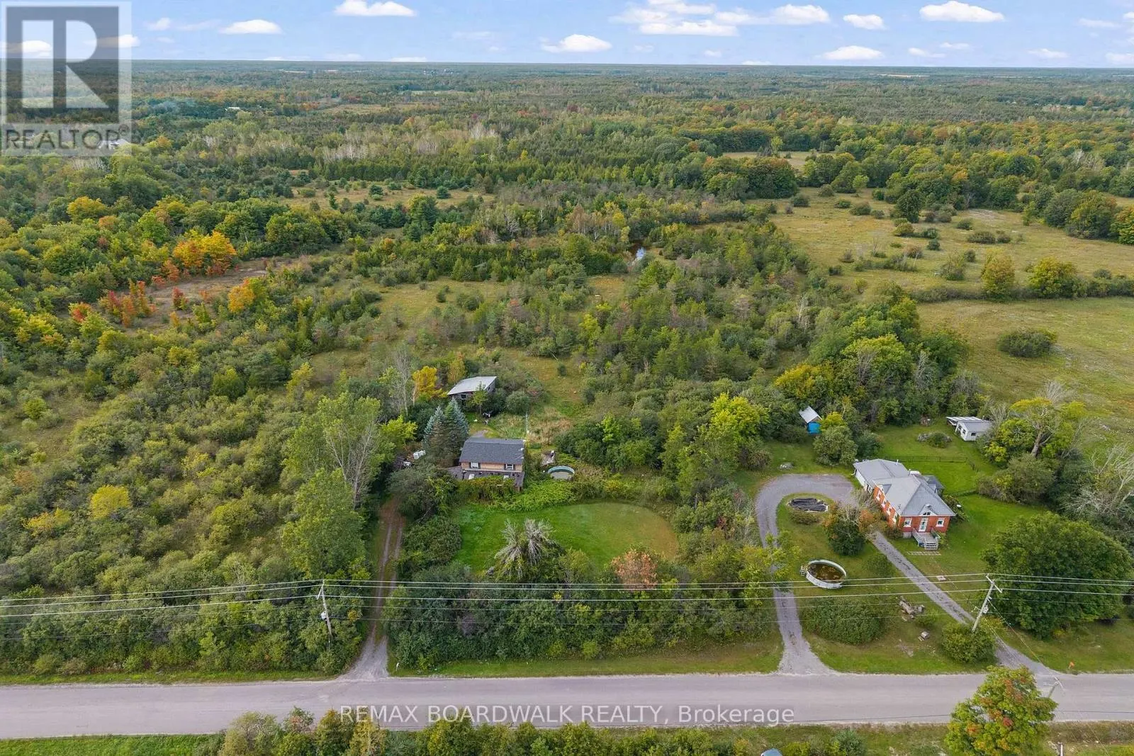 365 SCOTCH LINE ROAD W